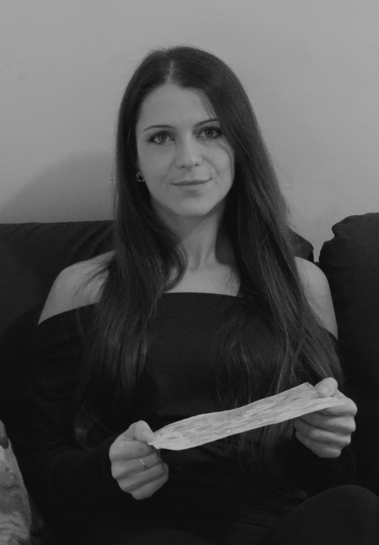 Lena·Singla